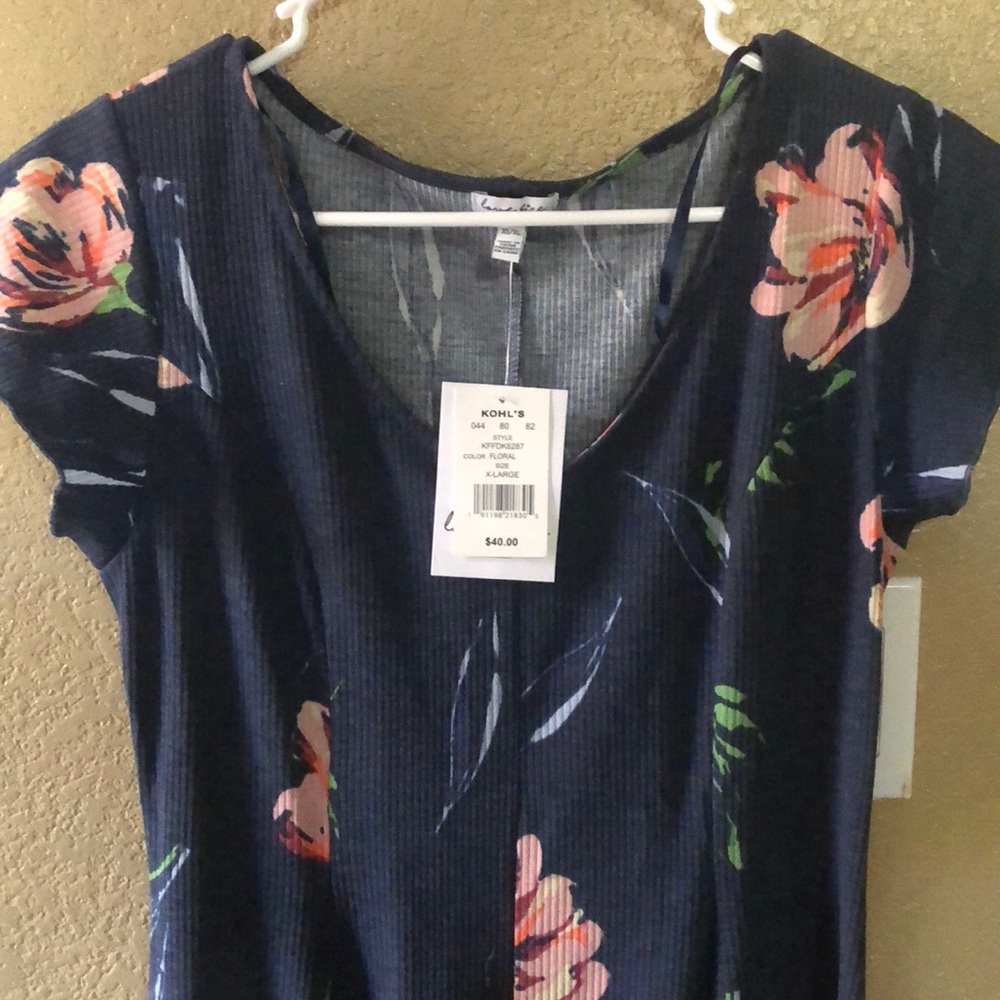 Floral dress in juniors